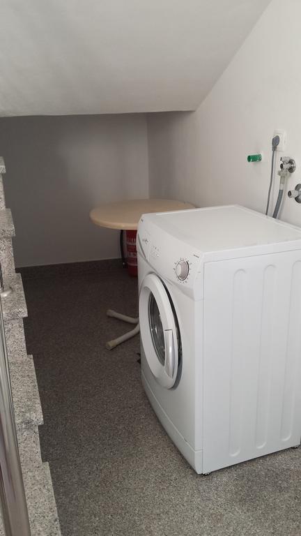 Apartmani Simic Starigrad Paklenica Eksteriør bilde
