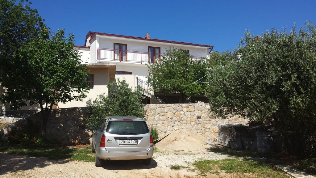 Apartmani Simic Starigrad Paklenica Eksteriør bilde