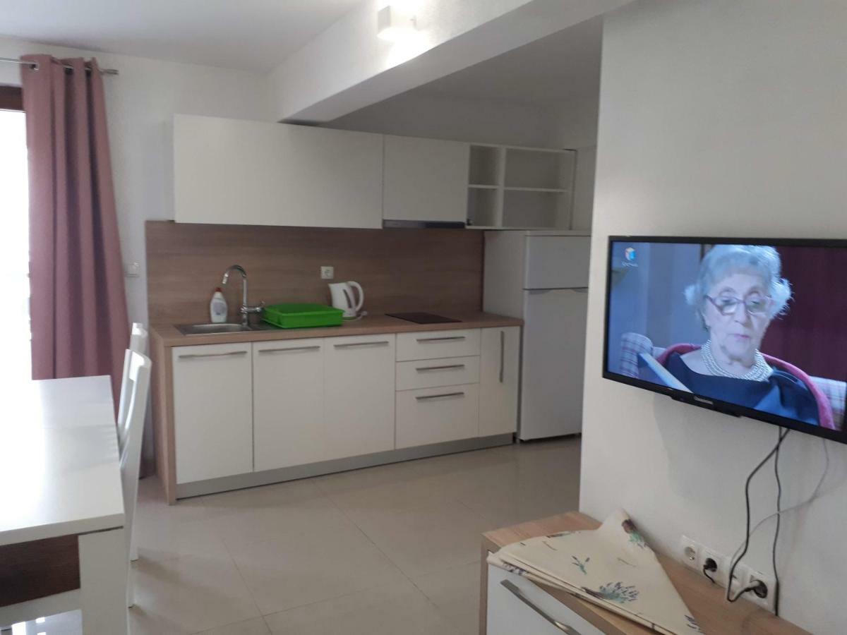 Apartmani Simic Starigrad Paklenica Eksteriør bilde